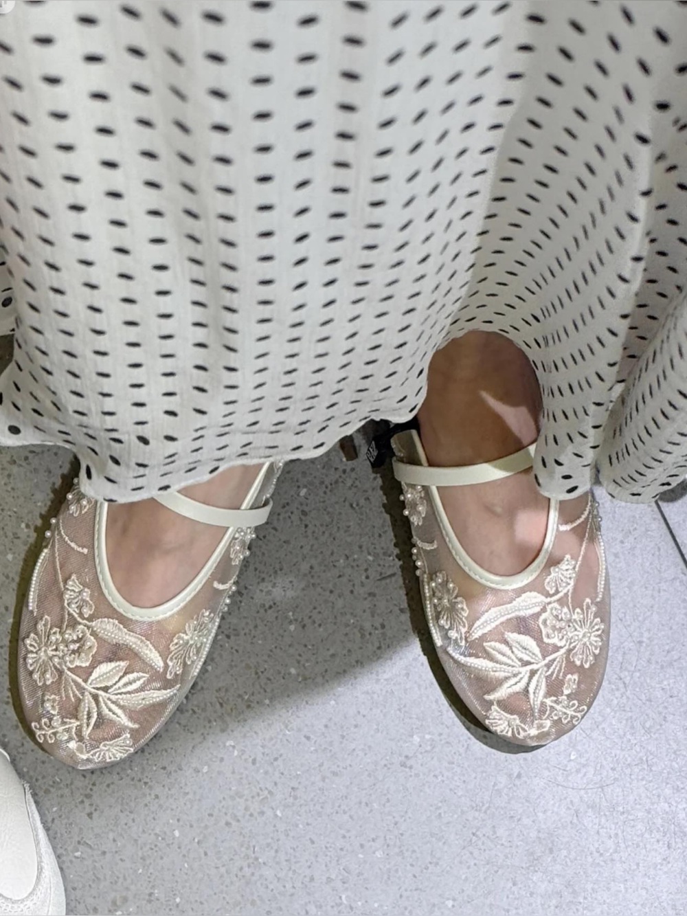 Zara Mesh Embroidered Ballet Floral Pearls Lace Flats Shoes Cream 8 Wedding Shoe - Picture 2 of 14